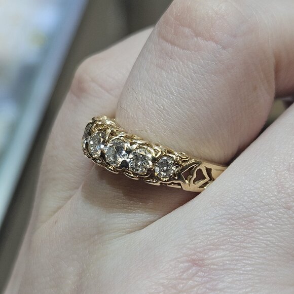 14K Yellow Gold Heart Scroll .92TCW 7 Diamond Band Ring Size 6.75 - Picture 4 of 16